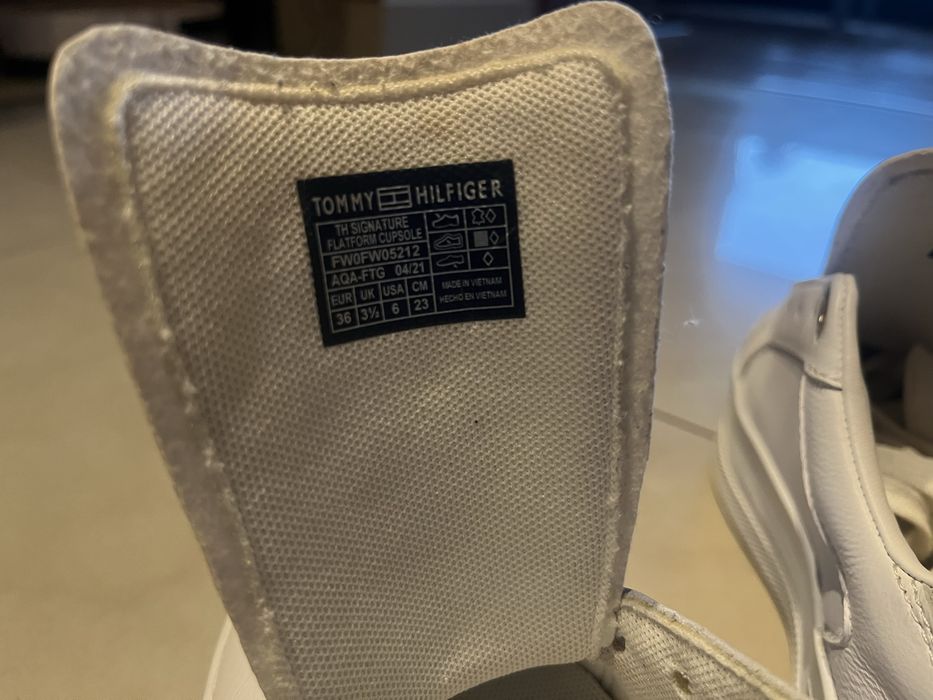 Tommy Hilfiger buty na platformie