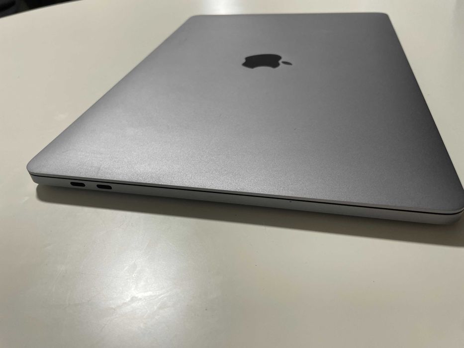 Ноутбук Apple MacBook Pro 13 (2019) A2159 i5/8gb/256gb