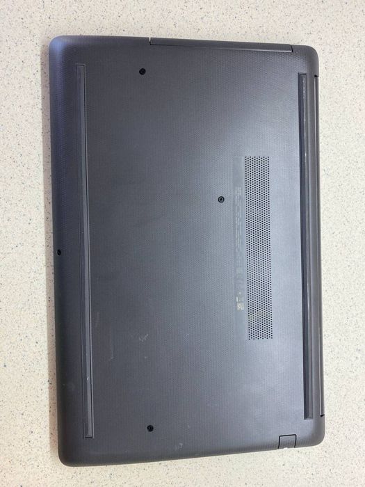 HP 250 G7 15.6 i3 7020U DDR4 8GB, SSD 240GB