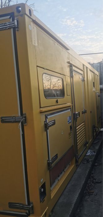 Генератор SDMO Cummins 650kva. В Києві. В наявності.