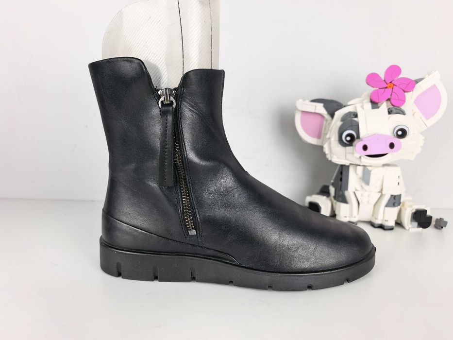 Ecco hyromax  skóra botki r 37