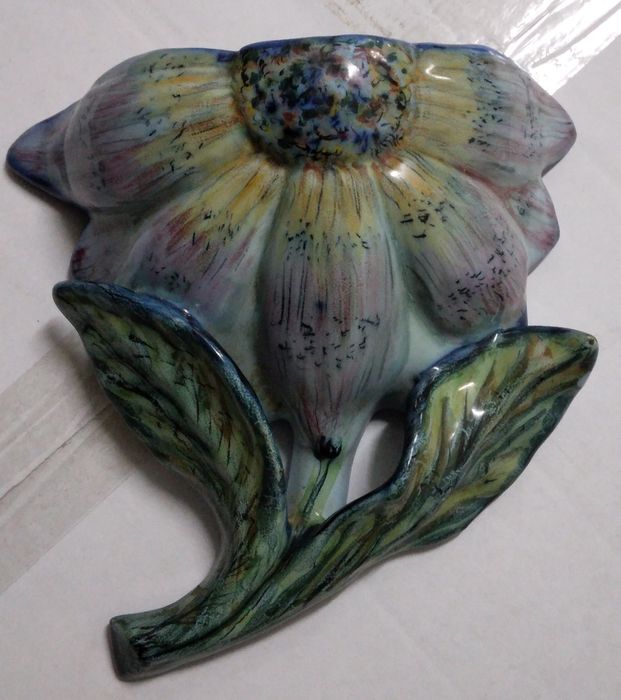 Floreira de mesa e de parede em cerâmica de Alcobaça