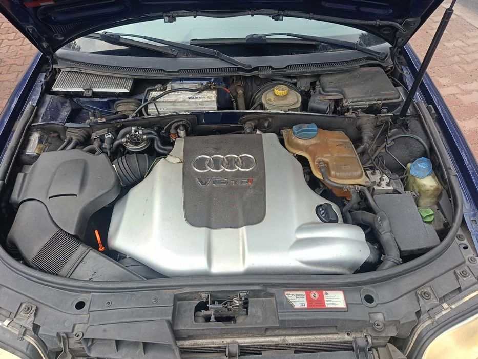 Na Części Audi A6 C5 (2.5 AKE LZ5K)(2.4 ARJ LY5K)(2.5 AKN LZ5K)(2.8 AQD LZ6H)