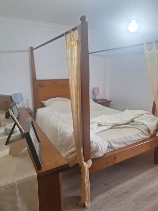 Mobilia de quarto para venda gato preto
