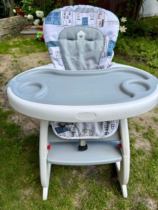 Стільчик для годування