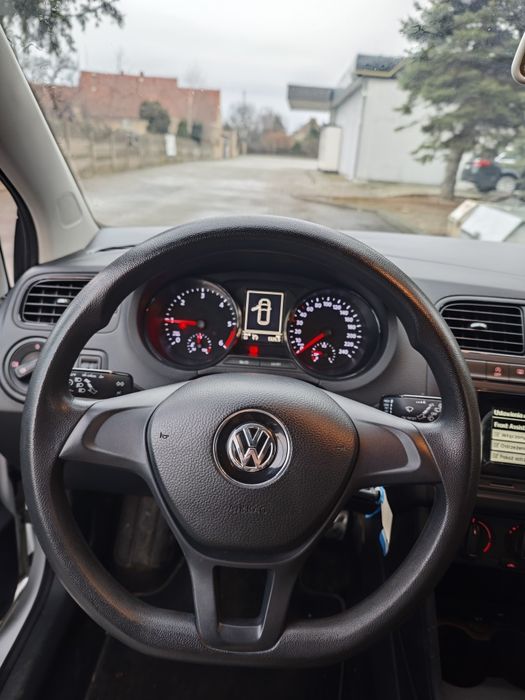 VW Polo Trendline 1.4 TDI model 2017 tempomat front assist EURO 6