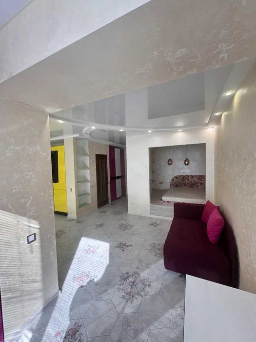 Оренда яскравої квартири-студії в ЖК "Набережний квартал"