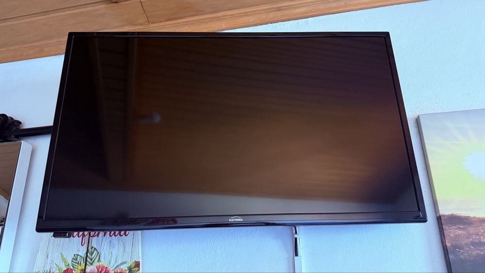 TV electronia 32’’
