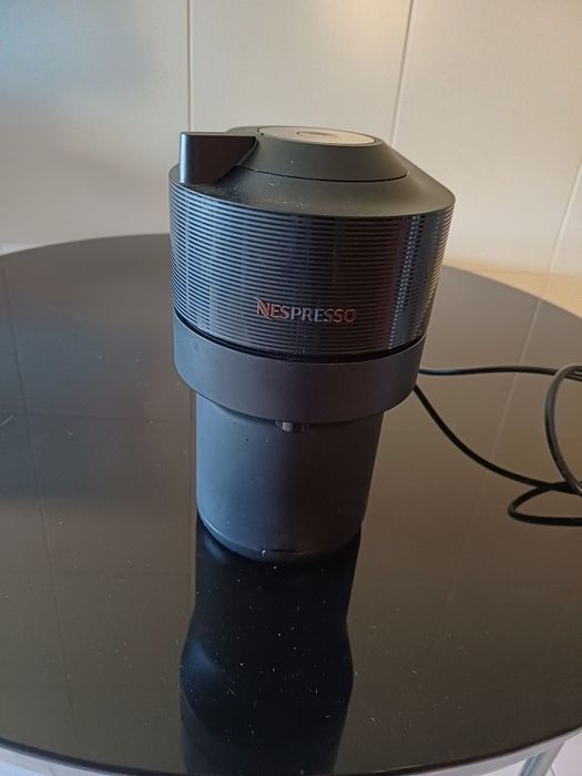 Máquina de Café Nespresso Vertuo Pop