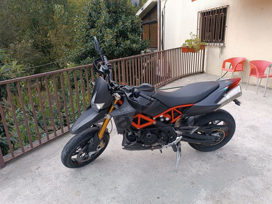 Aprilia Dorsoduro 900