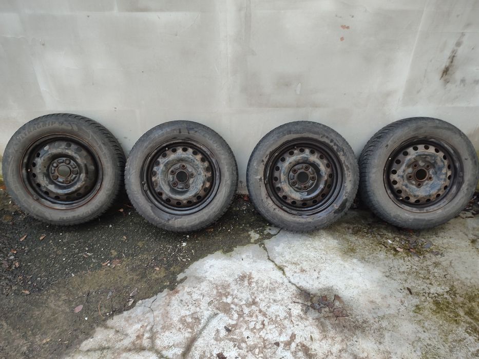 Koła felgi TANIO  z oponami 15 5x114,3  komplet honda zimowe