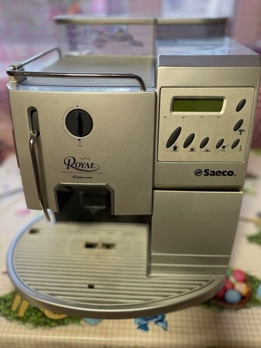 Кавомашина Saeco Royal