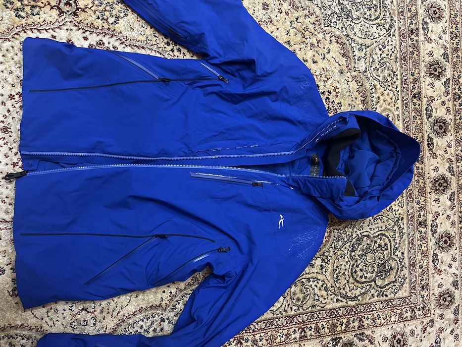 Peak perfomance. Spyder. Kjus. Mammut. Rossignol