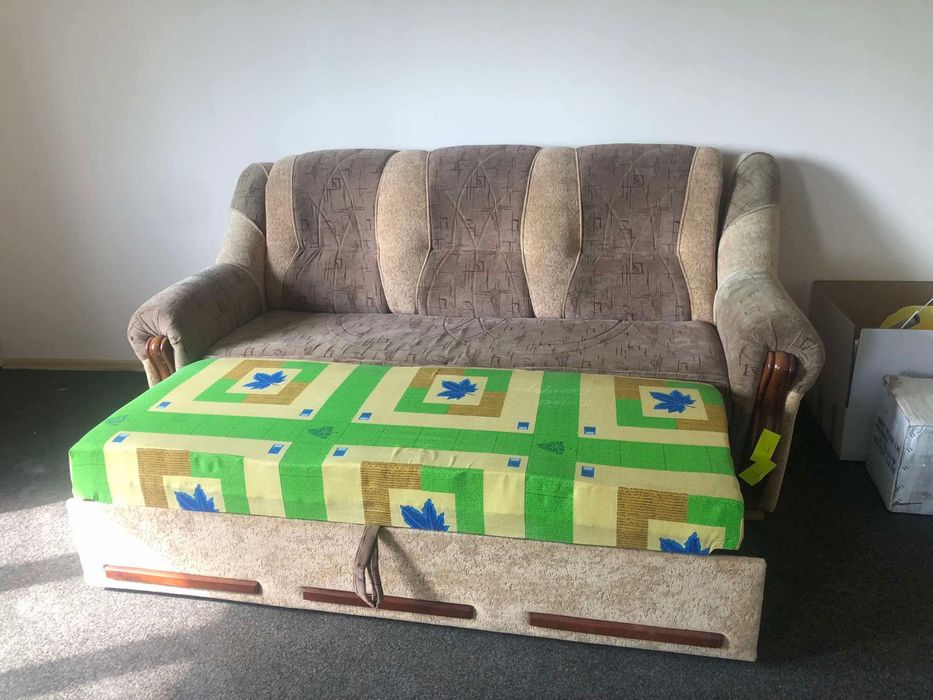 Диван та два крісла