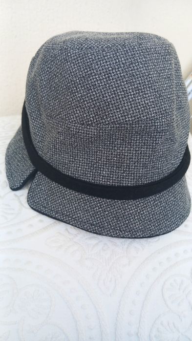 Selling a new hat, size 55