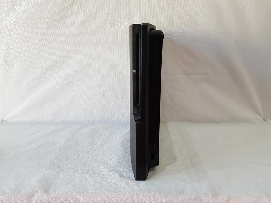 Konsola Sony PS3 CECH-3004B 320GB + Pad