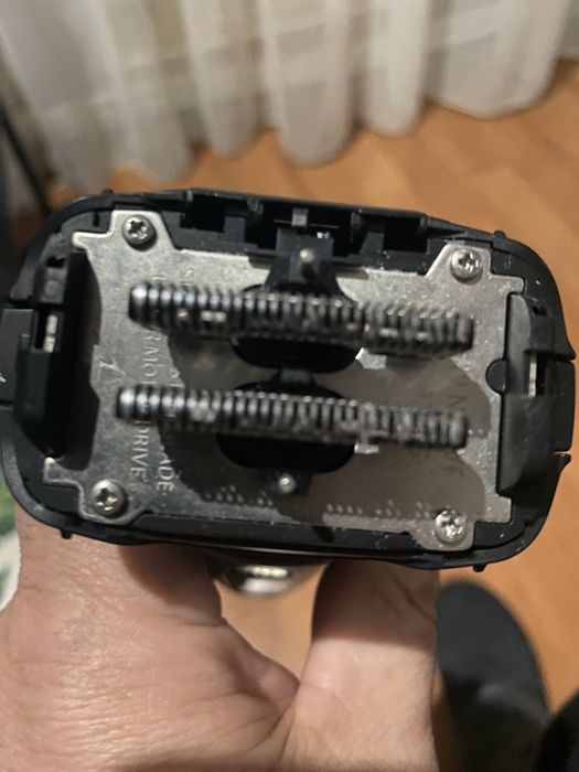 Продам електробритву в дуже чудовому стані панасонік