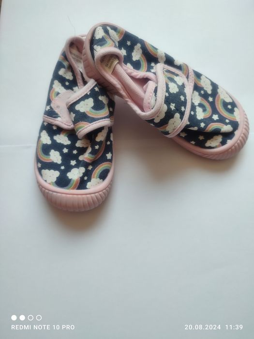 Взуття дитяче 25 розміру