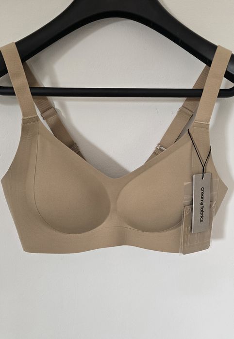 Biustonosz bezszwowy