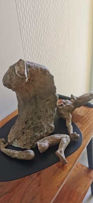 Rzeźba gipsowa Ikar z 1913 roku.
