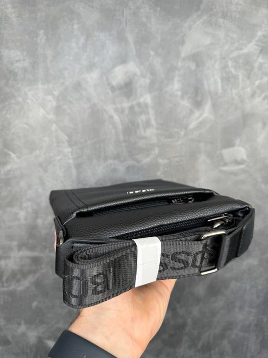 Мужская сумка hugo boss на через плече барсетка чоловіча сумка хьюго