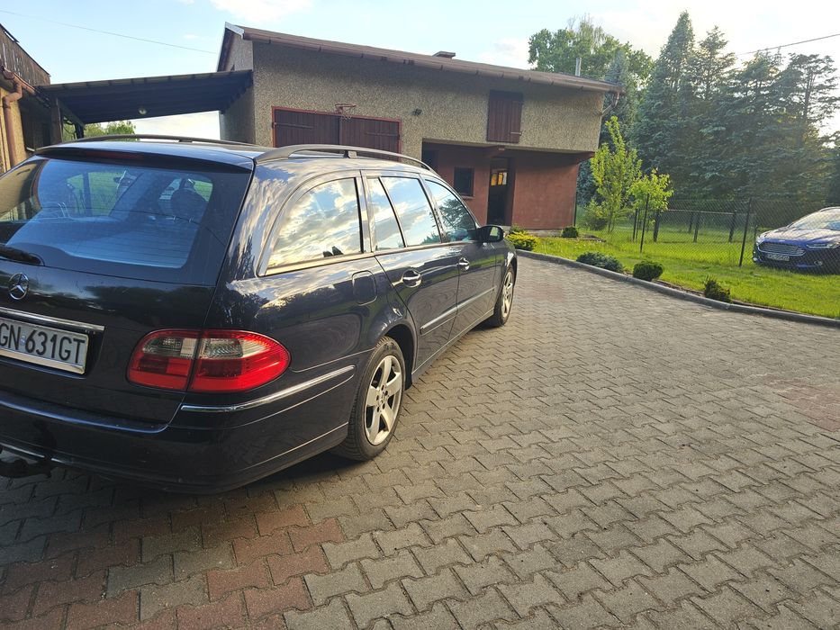 W211 Kombi , 2,2 dCi Automat , zamiana
