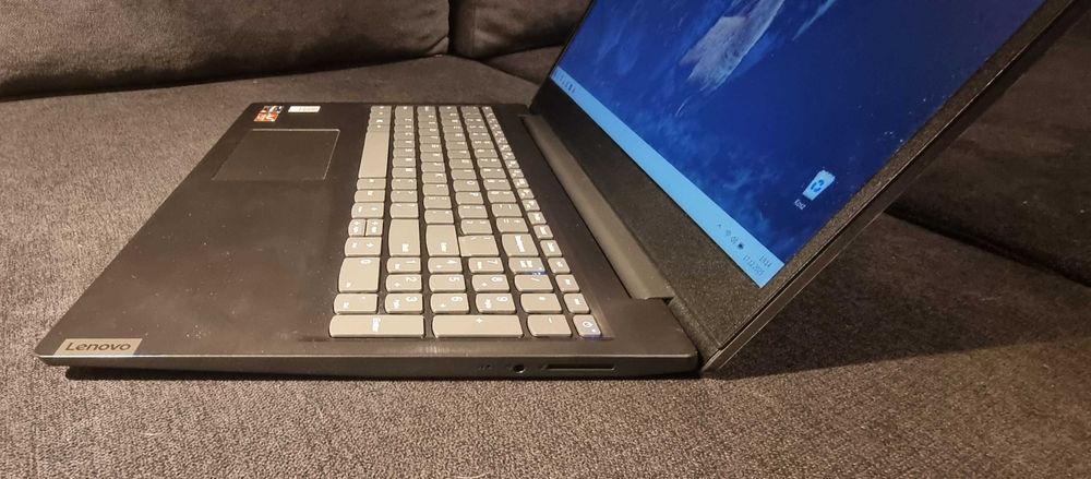 Lenovo S145-15API, 15" FullHD, Ryzen5, 16GB RAM, Vega 8 2GB GWARANCJA!