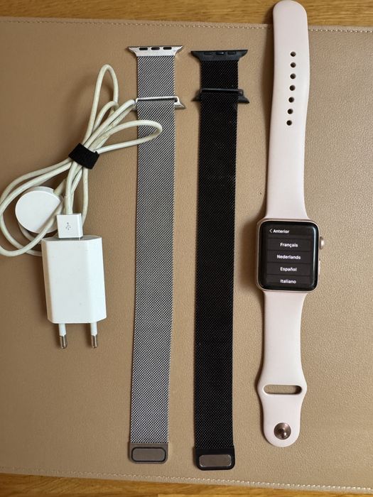 Apple Watch Series 3 GPS 42mm (Rose Gold)