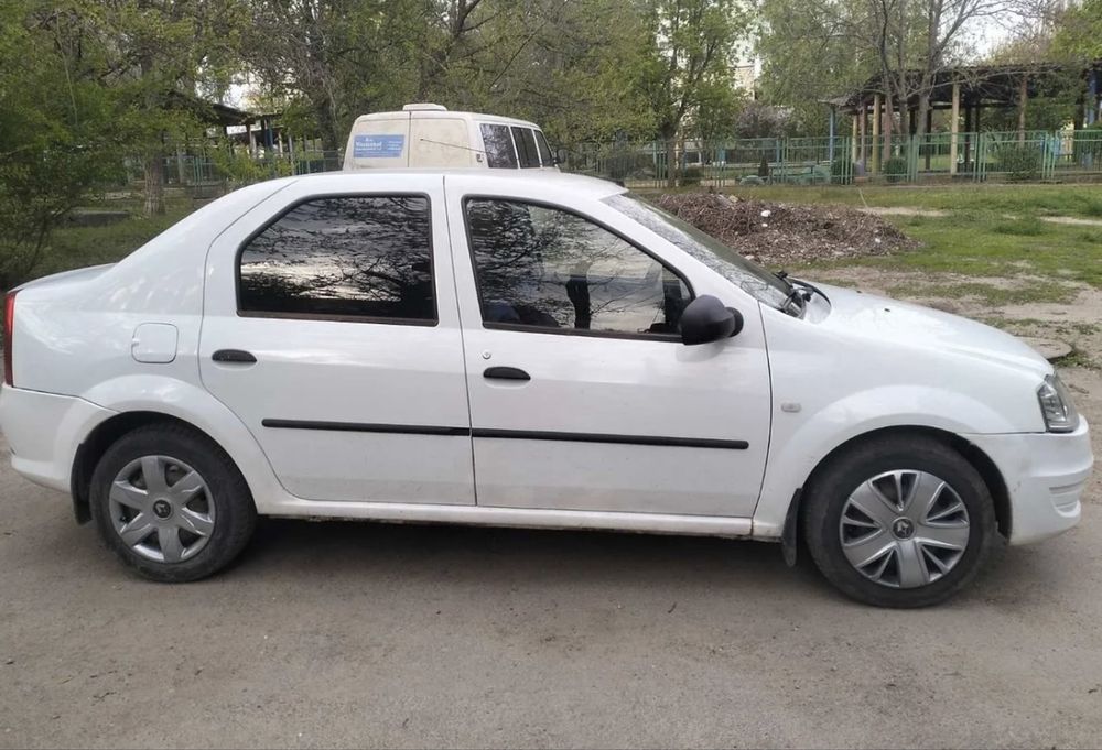 Рено логан 1.4 с документами