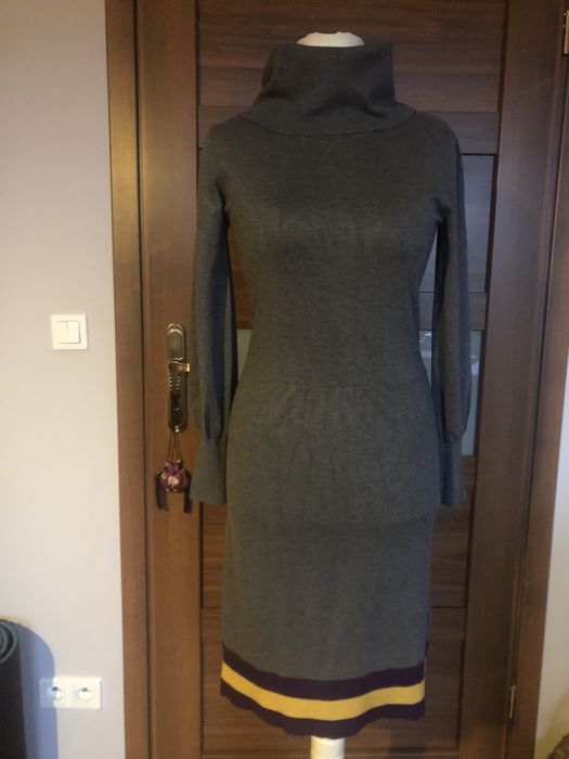 Sukienka z dzianiny szara z golfem LA Knit rozm 36/ 38 S/ M