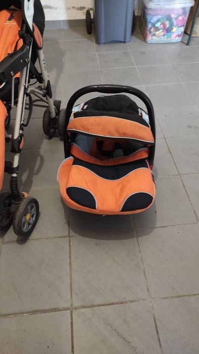 Carrinho com ovo