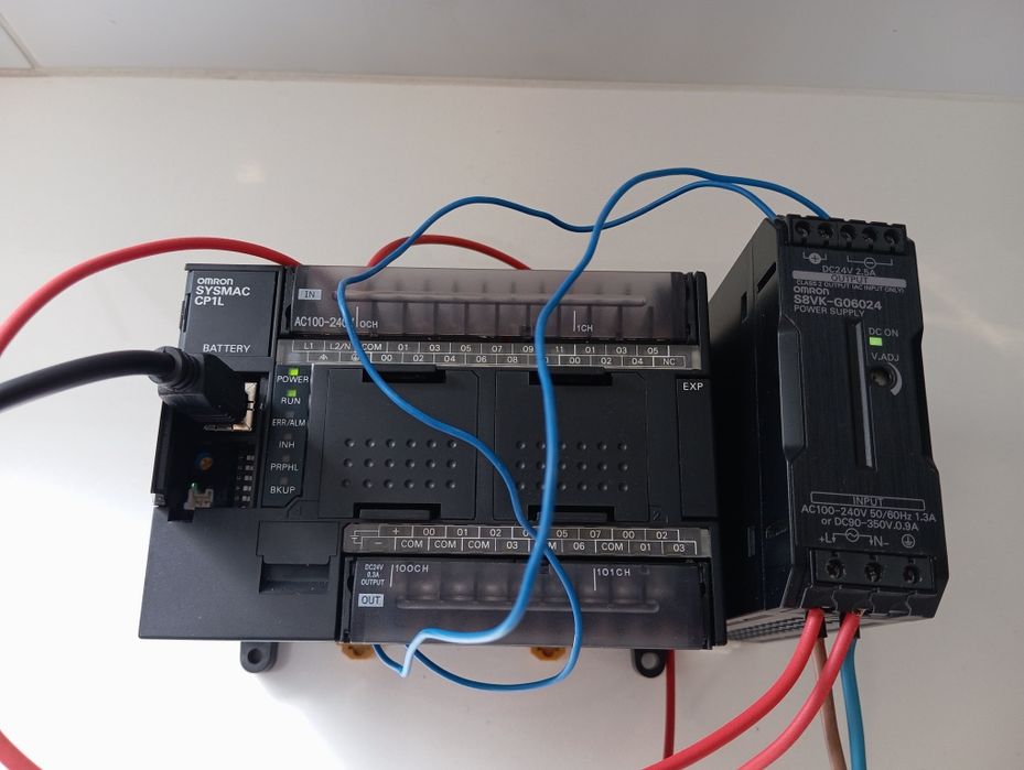 PLC omron sysmac cpl1l e fonte