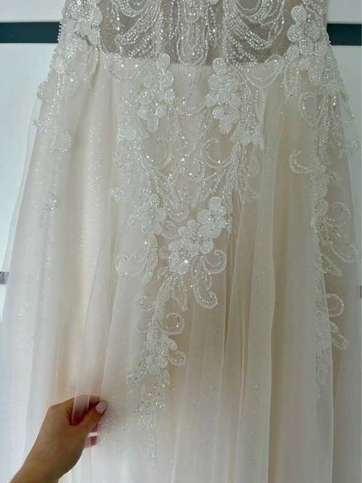 Zjawiskowa Suknia Ślubna S/36