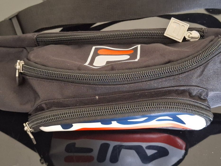 Bolsa de cintura Fila com 3 bolsas