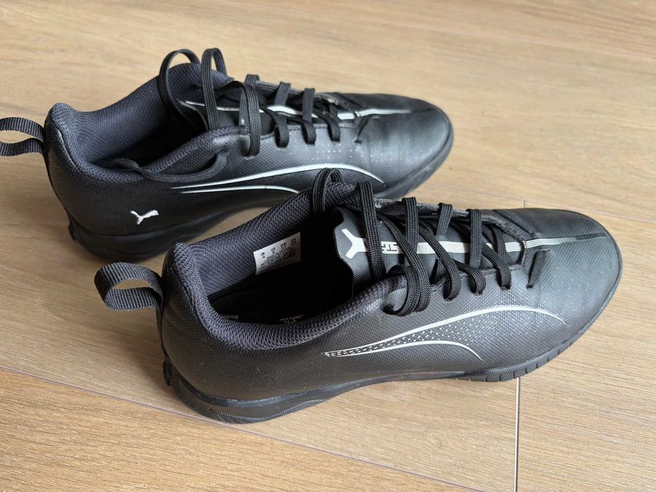Turfy dziecięce Puma r. 35 (wkładka 23 cm)