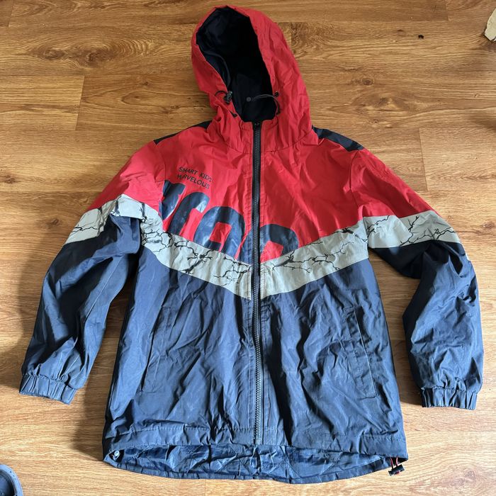 Курточка для ребенка в хорошем состоянии