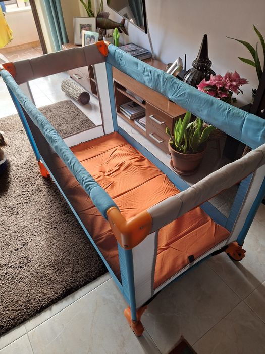 Cama de viagem/parque