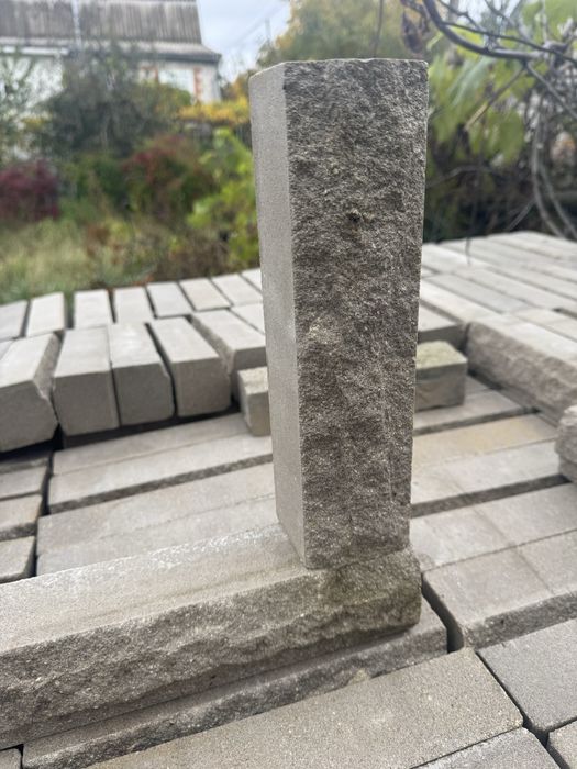 Цегла облицювальна скеля рваний камінь сіра