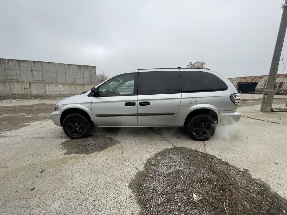 Додж гранд караван 3.3газ/бензин