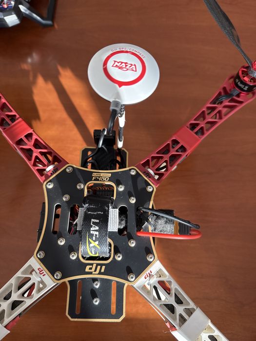 Drone dji F450 com motores Racestar BR 2312