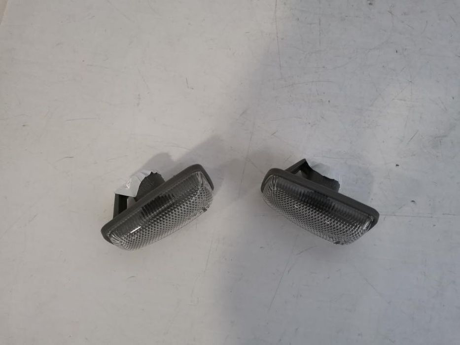 pisca piscas farolim guarda lamas citroen saxo / Peugeot 106 (novos)