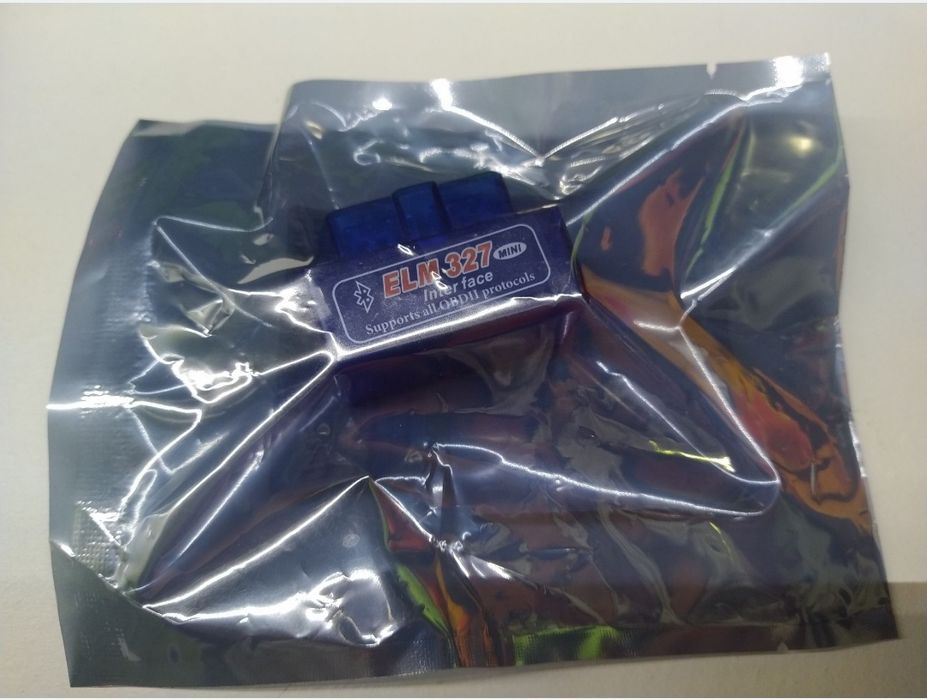 Scanner veicular carro ficha OBD-2 Bluetooth ELM-327 interface.