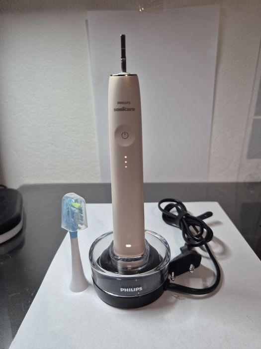 Szczoteczka Philips Sonicare HX999C zestaw