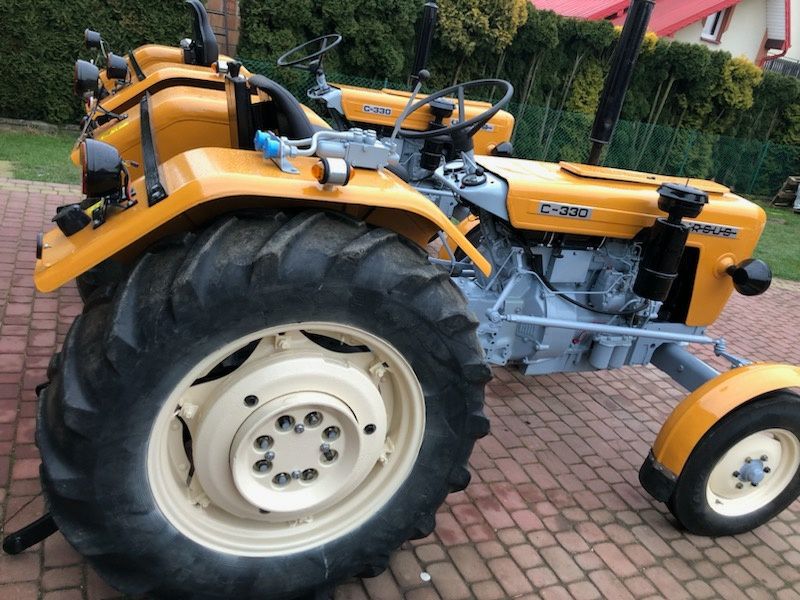 Ursus  c 330   c 335