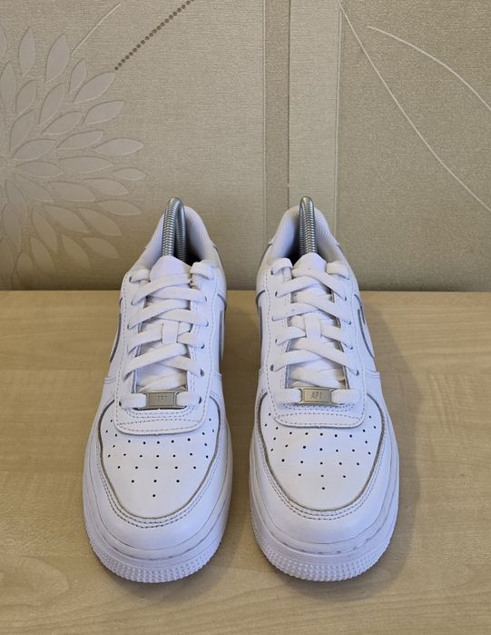 Білі кросівки Nike Air Force 1 Le оригінал р.38