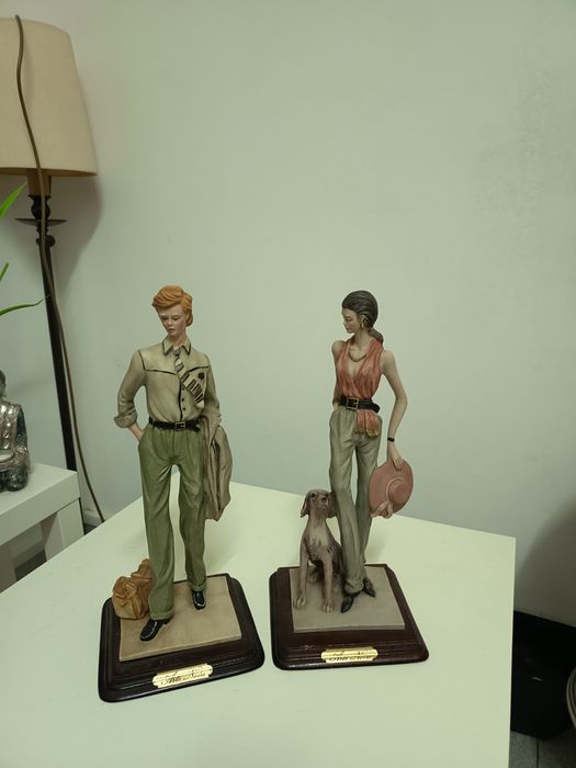 Estatuetas marfinite