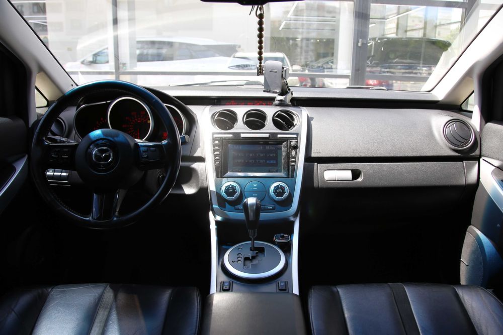 Продам Mazda CX-7 2008