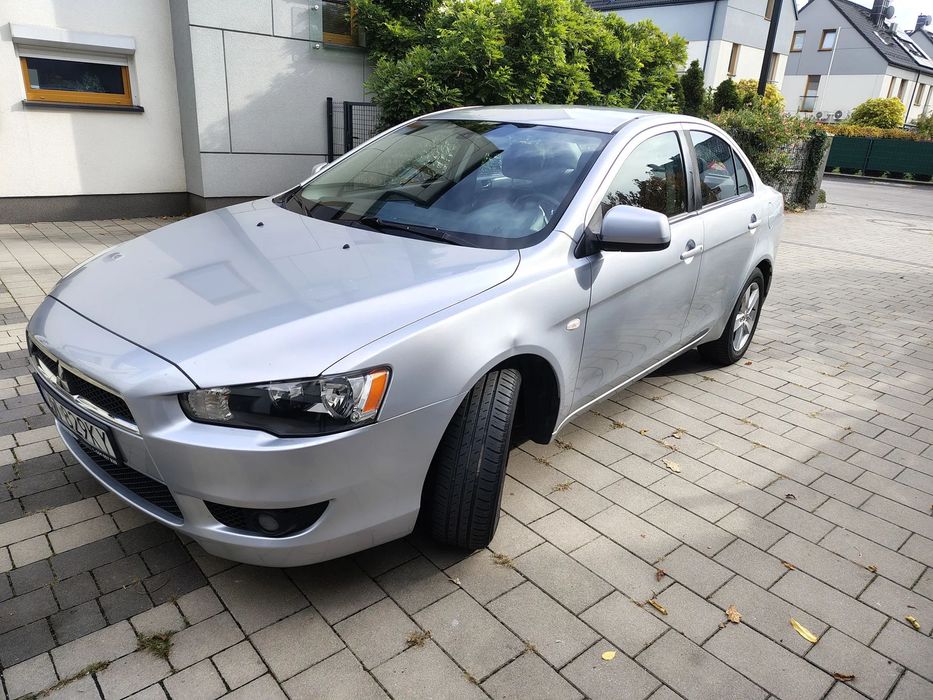 Mitsubishi Lancer