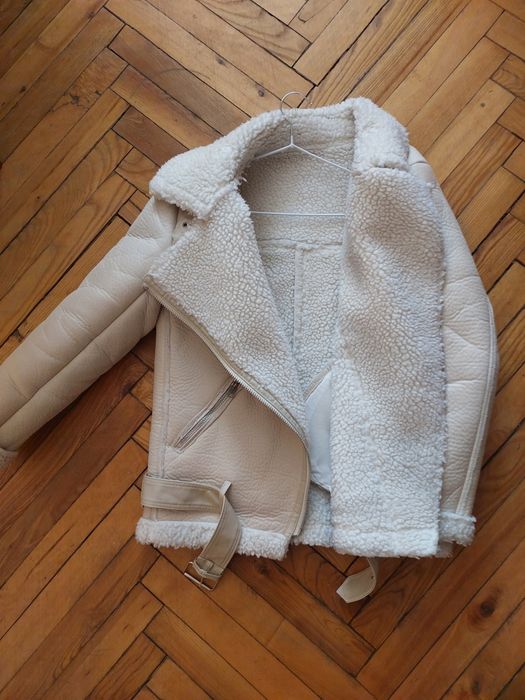 Красива зимня дублянка