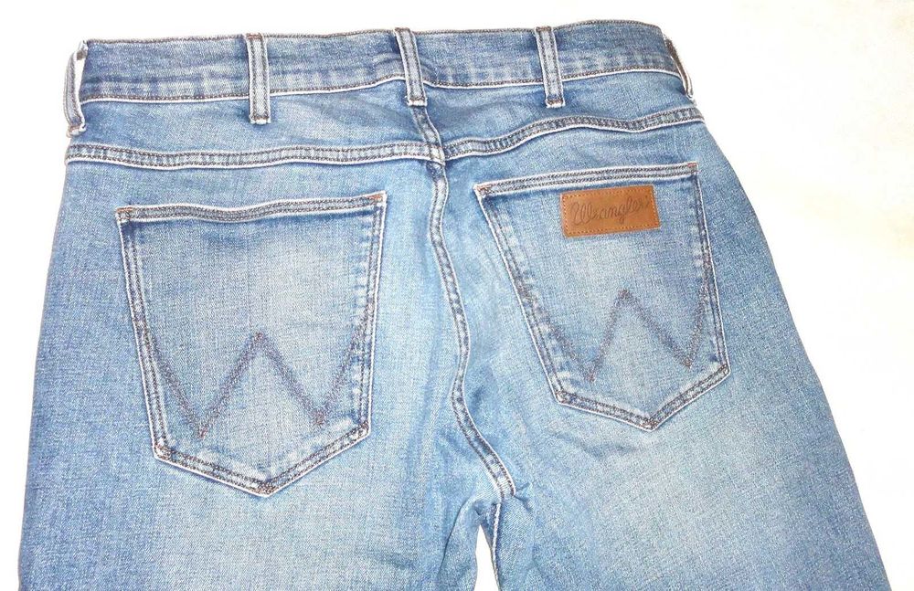 WRANGLER LARSTON - W32 L30 - oryginalne spodnie Jeans